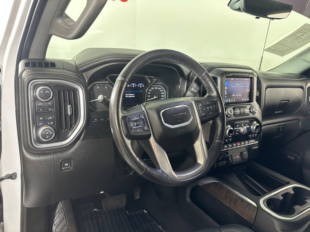 Used 2021 GMC Sierra 3500 Denali w/ Denali Ultimate Package AWD/4WD image 15