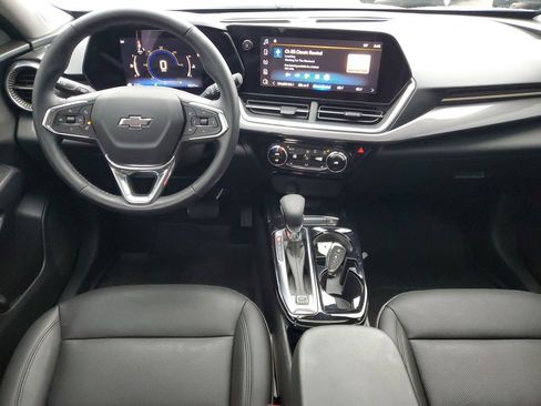 Used 2024 Chevrolet Trax ACTIV w/ Sunroof Package image 25
