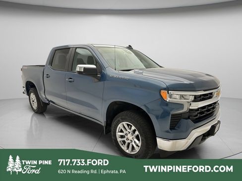 Used 2024 Chevrolet Silverado 1500 LT AWD/4WD image 1