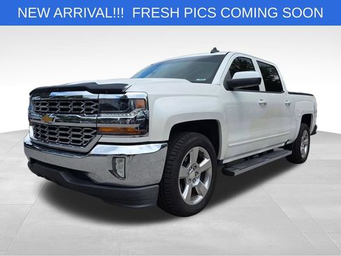 Used 2017 Chevrolet Silverado 1500 LT w/ All Star Edition RWD image 14