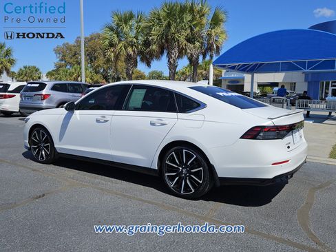 Certified 2023 Honda Accord Touring image 3