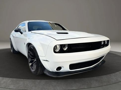 Used 2020 Dodge Challenger R/T Scat Pack image 3