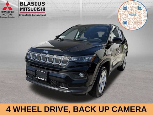 Used 2022 Jeep Compass Latitude AWD/4WD image 3