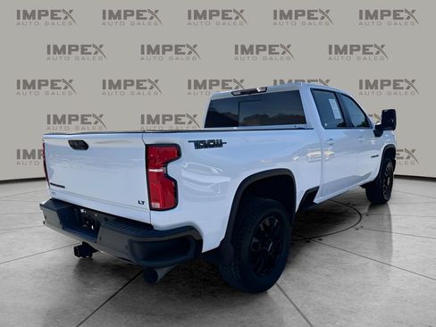 Used 2025 Chevrolet Silverado 2500 LT w/ Trail Boss Package AWD/4WD image 3
