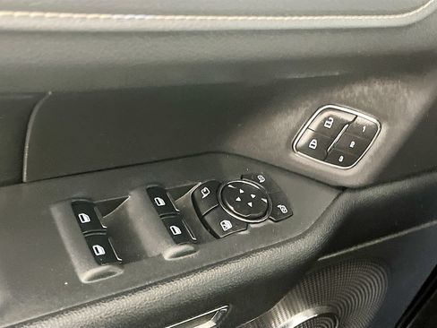 Used 2023 Ford Expedition XLT AWD/4WD image 18