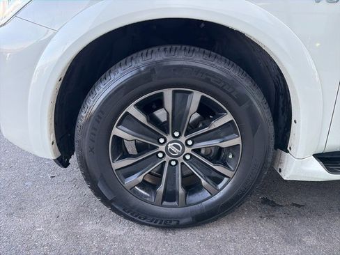 Used 2019 Nissan Armada Platinum w/ Captain's Chairs Package image 4