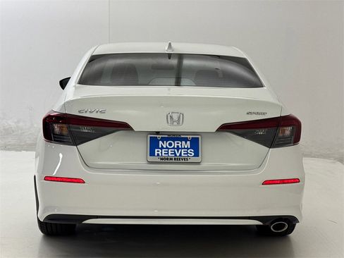 Certified 2025 Honda Civic Sport image 9