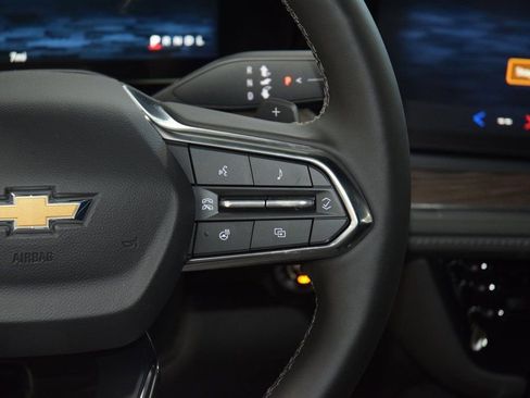 New 2026 Chevrolet Suburban LT w/ Comfort Package image 38