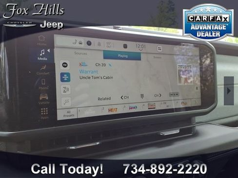 Used 2025 Jeep Wrangler Unlimited Sahara w/ Safety Group AWD/4WD image 20