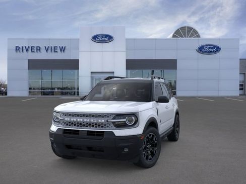 New 2025 Ford Bronco Sport Outer Banks image 2