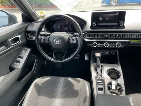 Used 2024 Honda Civic Sport image 10