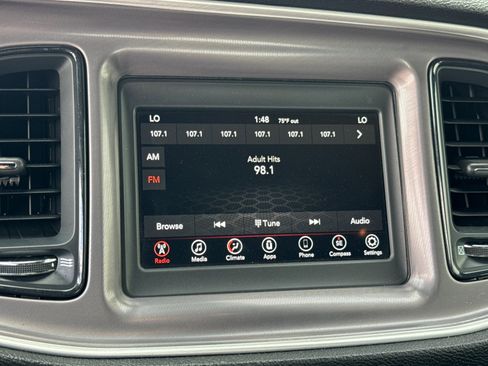 Used 2022 Dodge Challenger SXT image 16