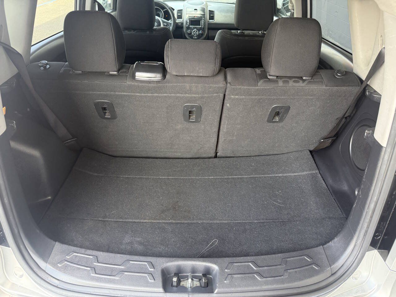 Used 2012 Kia Soul + w/ Audio Pkg FWD image 13