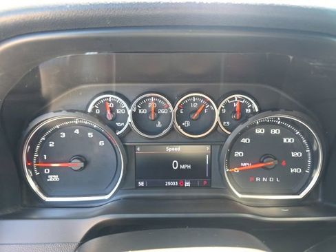 Used 2022 Chevrolet Silverado 1500 LT Trail Boss w/ Convenience Package II AWD/4WD image 21
