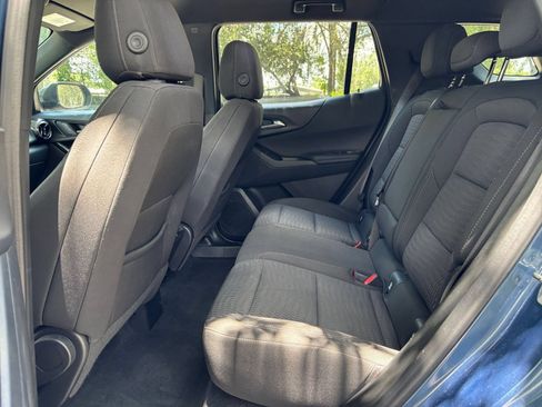 Used 2025 Chevrolet Equinox LT AWD/4WD image 21