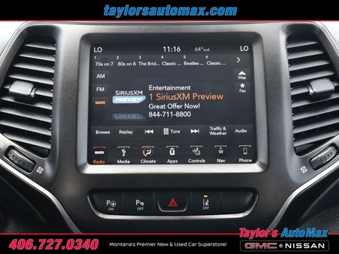 Used 2019 Jeep Cherokee Trailhawk AWD/4WD image 12
