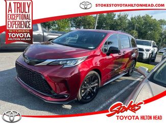 Used 2023 Toyota Sienna XSE w/ XSE Plus Package FWD video 1