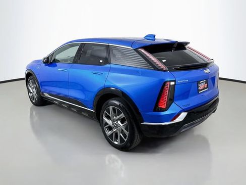 Used 2025 Cadillac Optiq Luxury 1 AWD/4WD image 5