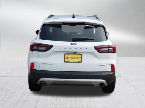 Used 2025 Ford Escape Active w/ Active Premium Tech Pack AWD/4WD image 6