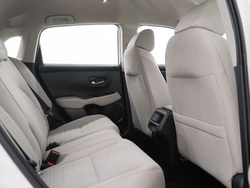 Used 2024 Honda HR-V LX image 12