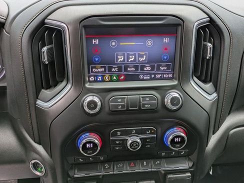 Certified 2022 GMC Sierra 1500 AT4 w/ AT4 Preferred Package image 20