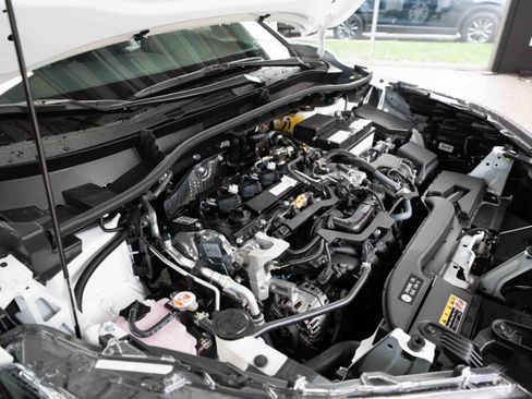 New 2026 Toyota Corolla Cross L AWD/4WD image 32