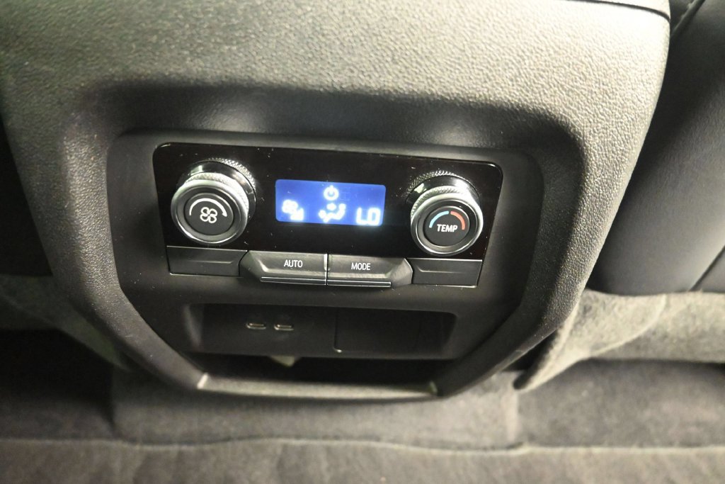 Used 2026 Buick Enclave Sport Touring AWD/4WD image 11