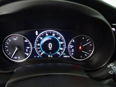 Used 2016 Buick Envision Premium image 17