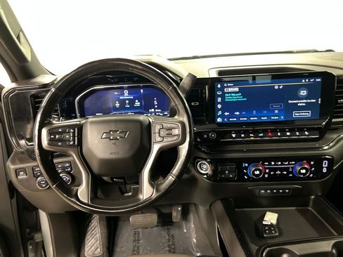 Certified 2024 Chevrolet Silverado 2500 ZR2 w/ Technology Package AWD/4WD image 15