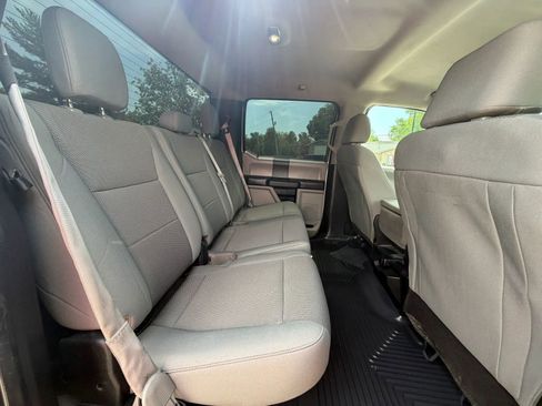Used 2019 Ford F250 XL w/ Power Equipment Group AWD/4WD image 9