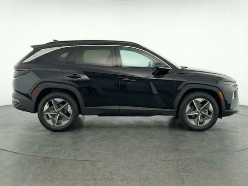 Used 2025 Hyundai Tucson SEL image 11