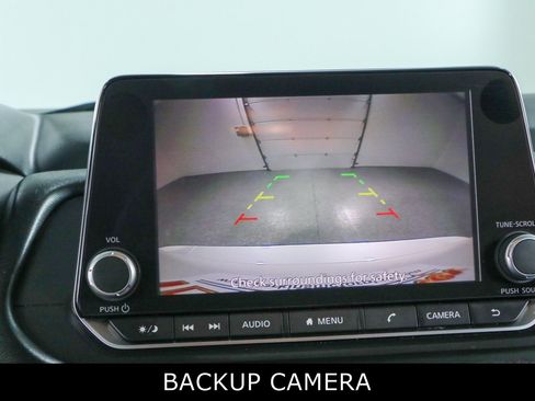 Used 2024 Nissan Rogue SV FWD image 18