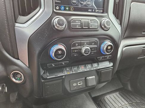 Used 2021 GMC Sierra 1500 Elevation w/ X31 Off-Road Package AWD/4WD image 10