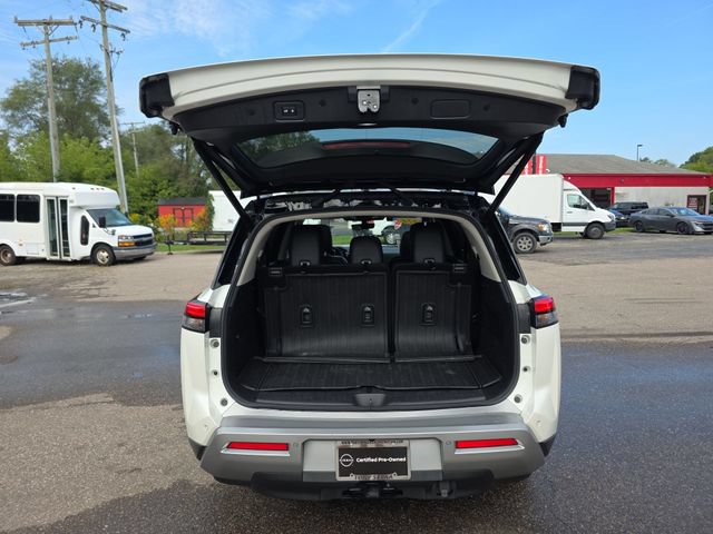 Certified 2024 Nissan Pathfinder SL w/ SL Premium Package AWD/4WD image 26