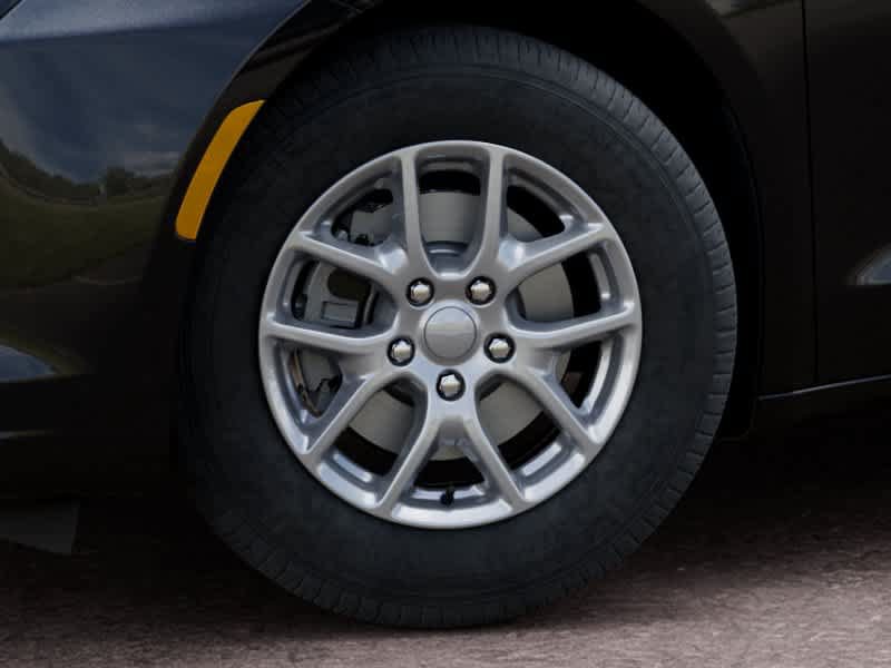New 2027 Chrysler Pacifica Select FWD image 8