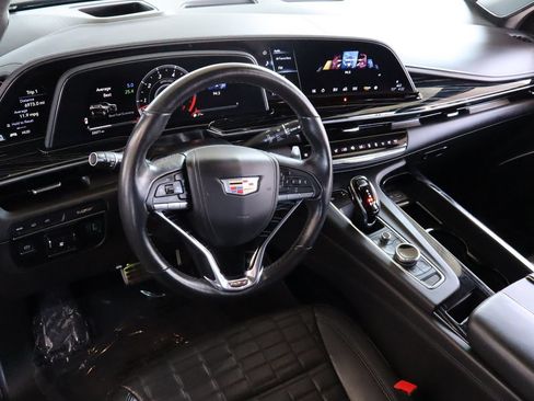 Used 2023 Cadillac Escalade V AWD/4WD image 18