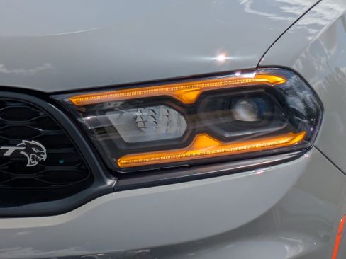 Used 2025 Dodge Durango SRT Hellcat w/ Trailer Tow Group IV AWD/4WD image 9