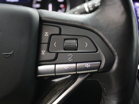 Used 2023 Cadillac XT6 Premium Luxury image 38