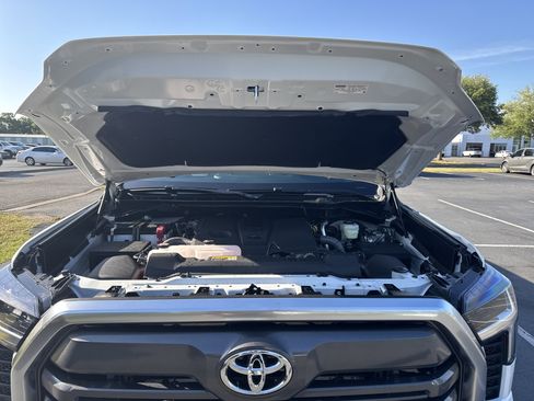 New 2026 Toyota Tundra Limited AWD/4WD image 36