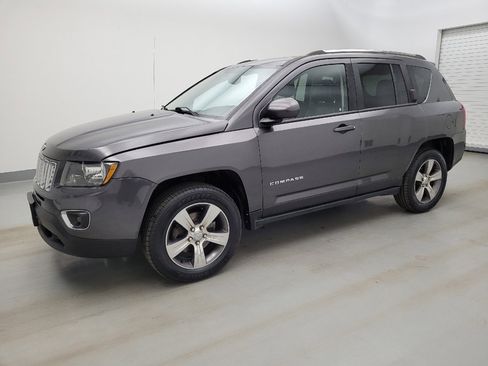 Used 2016 Jeep Compass High Altitude image 2