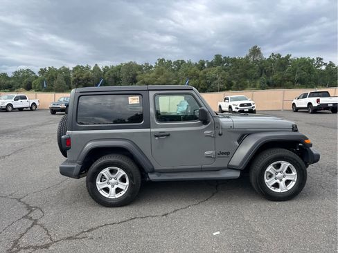 Used 2022 Jeep Wrangler Sport S image 4