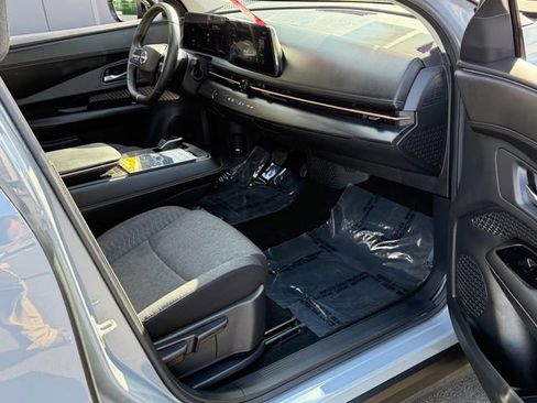 Certified 2024 Nissan Ariya FWD image 26