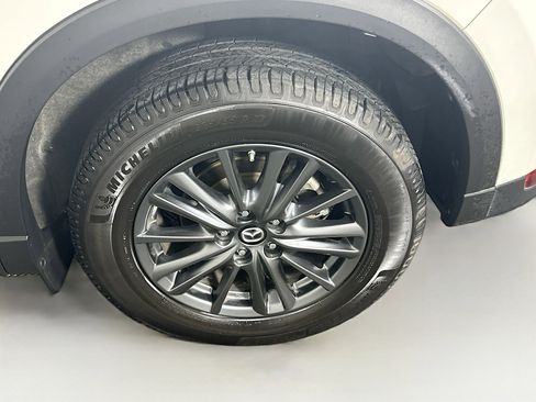 Used 2020 MAZDA CX-5 Touring image 11