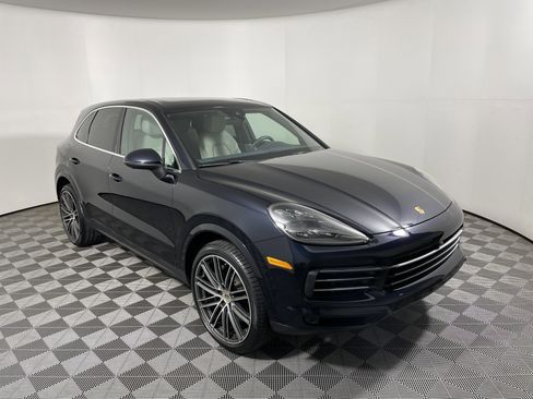 Used 2022 Porsche Cayenne S image 9