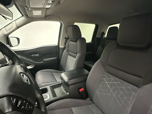 Used 2026 Nissan Frontier SV w/ SV Convenience Package AWD/4WD image 9