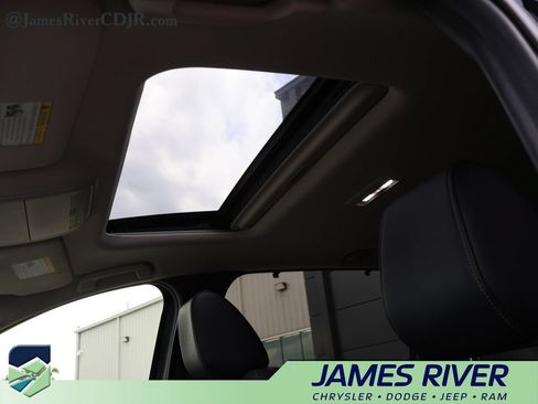 Used 2025 MAZDA CX-70 3.3 Turbo w/ Preferred Package AWD/4WD image 26