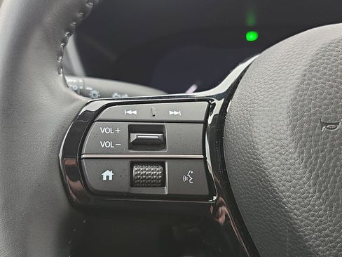 Certified 2024 Honda HR-V EX-L image 16