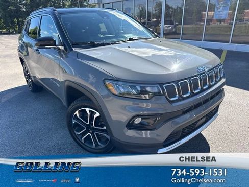 Certified 2022 Jeep Compass Limited AWD/4WD image 1