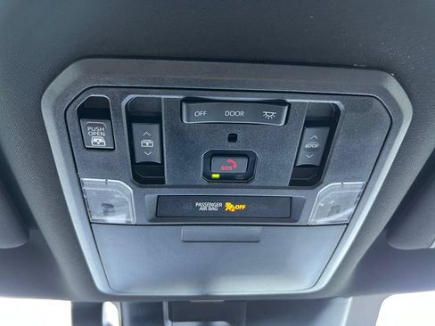 Used 2025 Toyota Tundra Limited w/ Power Package AWD/4WD image 7