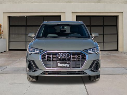 Used 2023 Audi Q3 2.0T Premium w/ Convenience Package image 6